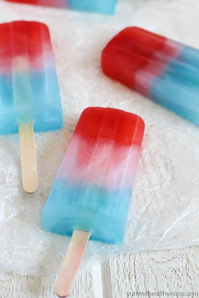 Fun and festive red, white & blue Patriotic Popsicles! Perfect for the 4th of July!