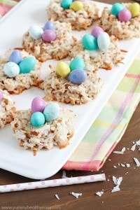 Delicious little nests made out of macaroon cookies and then topped with M&M Easter egg candies. Perfect for spring! Delicious little nests made out of macaroon cookies and then topped with M&M Easter egg candies. Perfect for spring!