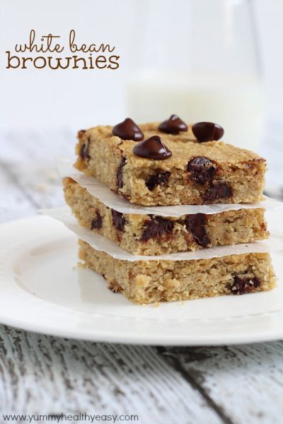 White Bean Brownies - gluten free brownies made using garbanzo beans (aka chickpeas) instead of flour. Soft, easy to make, delicious and healthy! #glutenfree #flourless