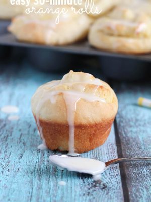 30-Minute Orange Rolls - super quick and yummy orange rolls made in about 30 minutes and topped with a lemon glaze!