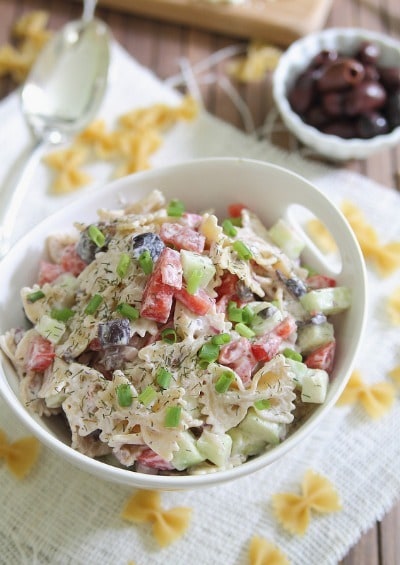Greek Pasta Salad - Running to the Kitchen