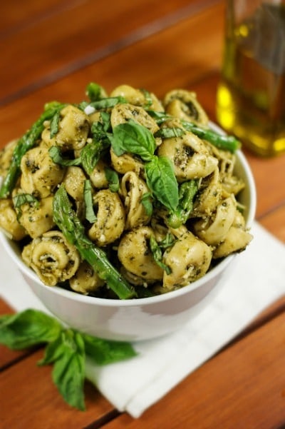 Pesto Tortellini Salad with Asparagus - The Kitchen is My Playground