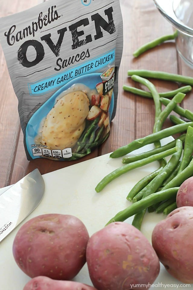 Easy {One Pot} Garlic Butter Chicken, Green Beans & Potatoes - an easy dinner with only a few ingredients for a quick weeknight meal everyone will love!