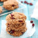 Healthy Banana Cookies (flourless & eggless!) These cookies are soft, moist and super healthy! A great post-workout snack or healthy dessert option. #truvia #ad