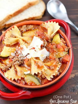This easy one-pot lasagna soup is the perfect family-pleasing comfort food dinner! So delicious and incredibly easy to make! One pot and done. :)