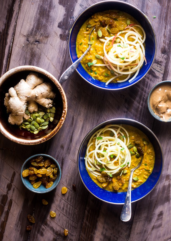 Enjoy apple season with these 30 Sweet & Savory Fall Apple Recipes!