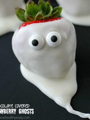 These Chocolate Covered Strawberry Ghosts will be the hit at your Halloween party! They're cute and spooky all at the same time, and so simple to make. Who doesn't love a chocolate covered strawberry?!