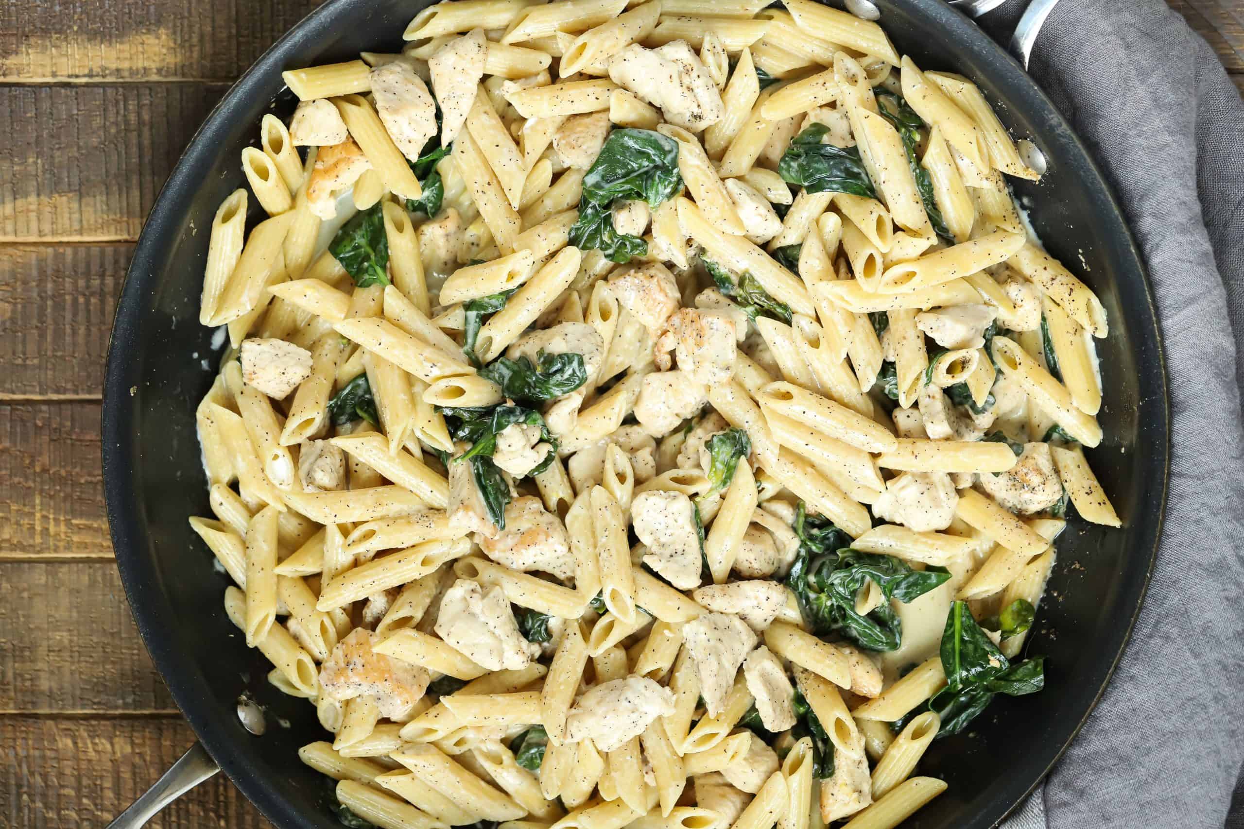 Lemon Chicken Pasta Recipe in a black bowl.